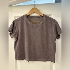 Cropped lululemon short sleeve